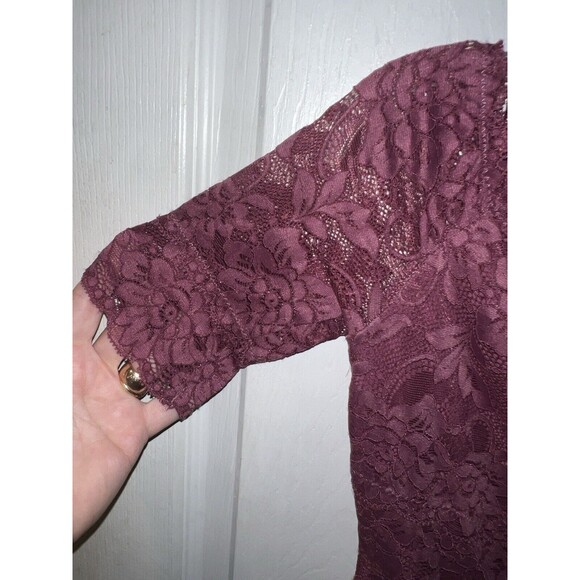 GUESS Bodysuit XXS Dara Off Shoulder Lace Cheeky Top Feminine coquette y2k New - Picture 9 of 10